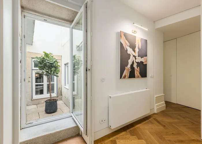 Апартаменты Bailarina Historic Luxury House At Rua Flores Порту
