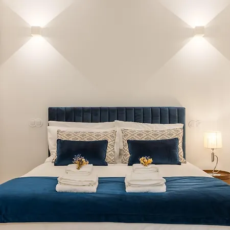 Apartament Bailarina Historic Luxury House At Rua Flores Porto